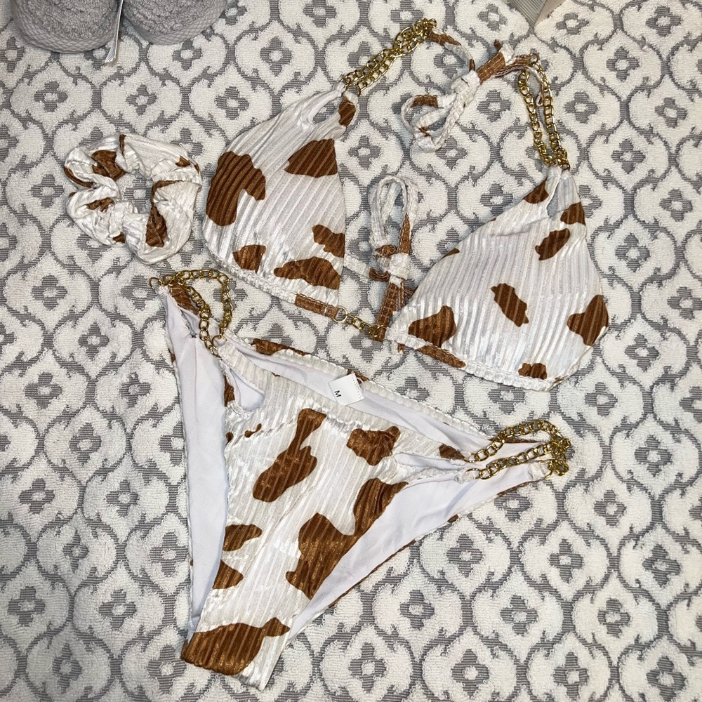FASHIONNOVA swimwear